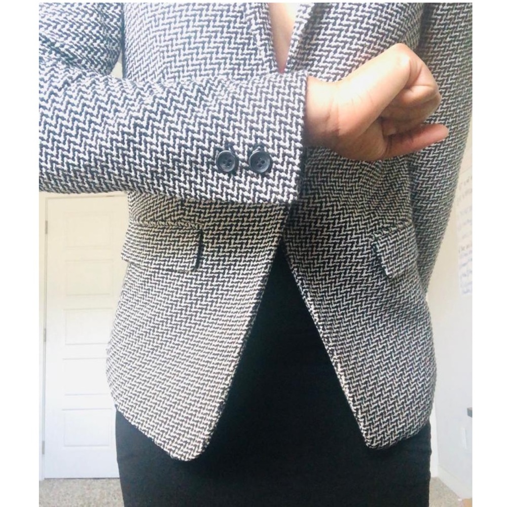 Black and white Tailored Blazer - Picture 4 of 11